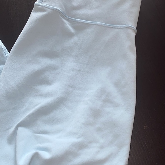 Fabletics power hold leggings - Picture 2 of 4